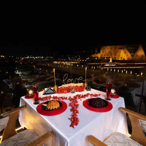 Cairo Dinner with Grand Egyptian Museum & Pyramids Views