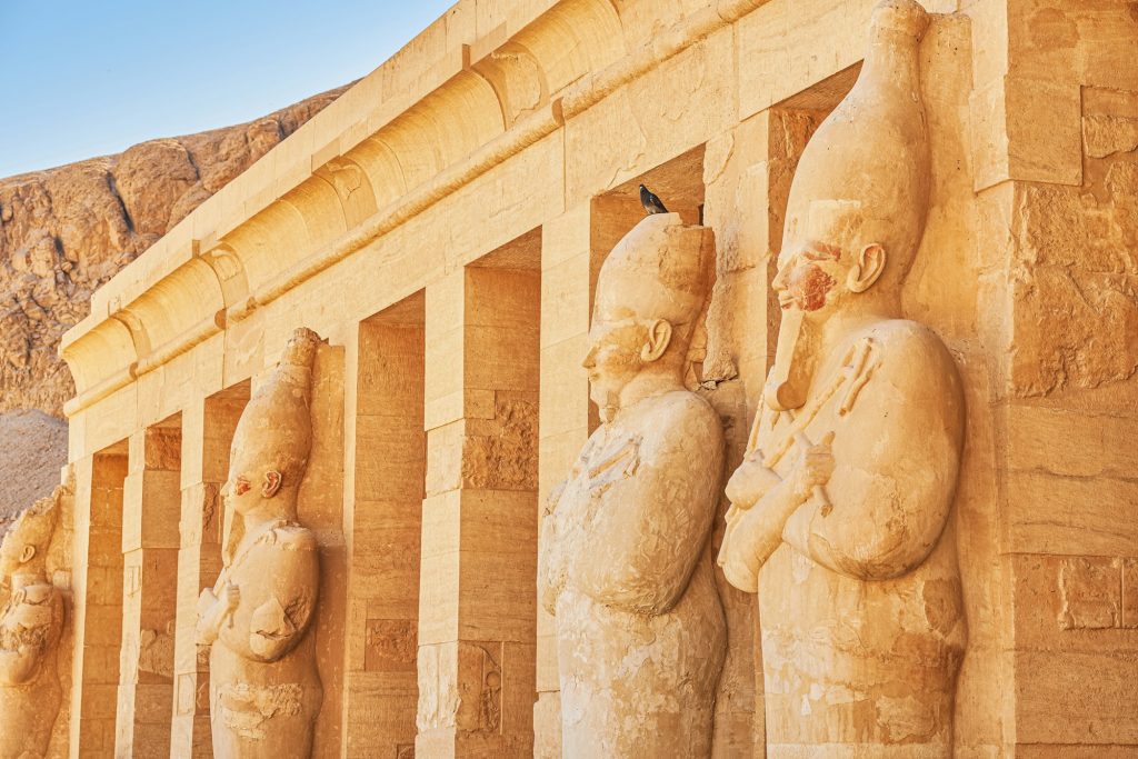Image of ruins Mortuary Temple of Hatshepsut